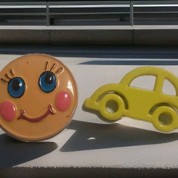 2 Vintage Pop Art Pins Yellow Volkswagon and Enamel Painted Happy Face MCM - Picture 1 of 8